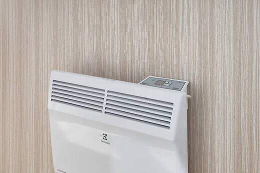 Отделка балкона в хрущёвке с монтажом электрообогревателя